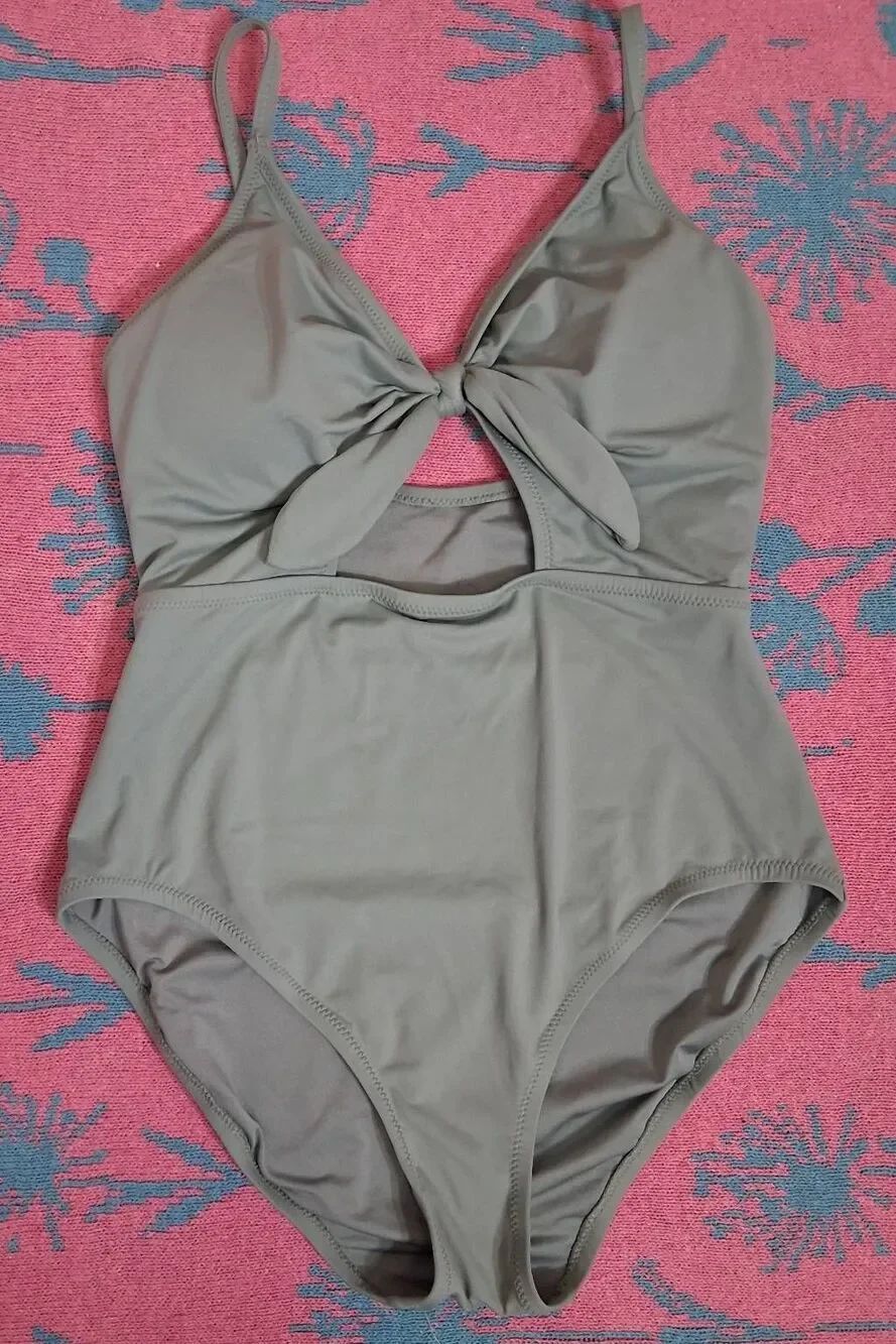 Gap womens medium one piece bathing suit sage matcha green swimsuit